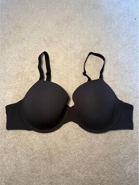 NWOT Skims Fits Everybody T Shirt Bra Color ONYX Size 40B